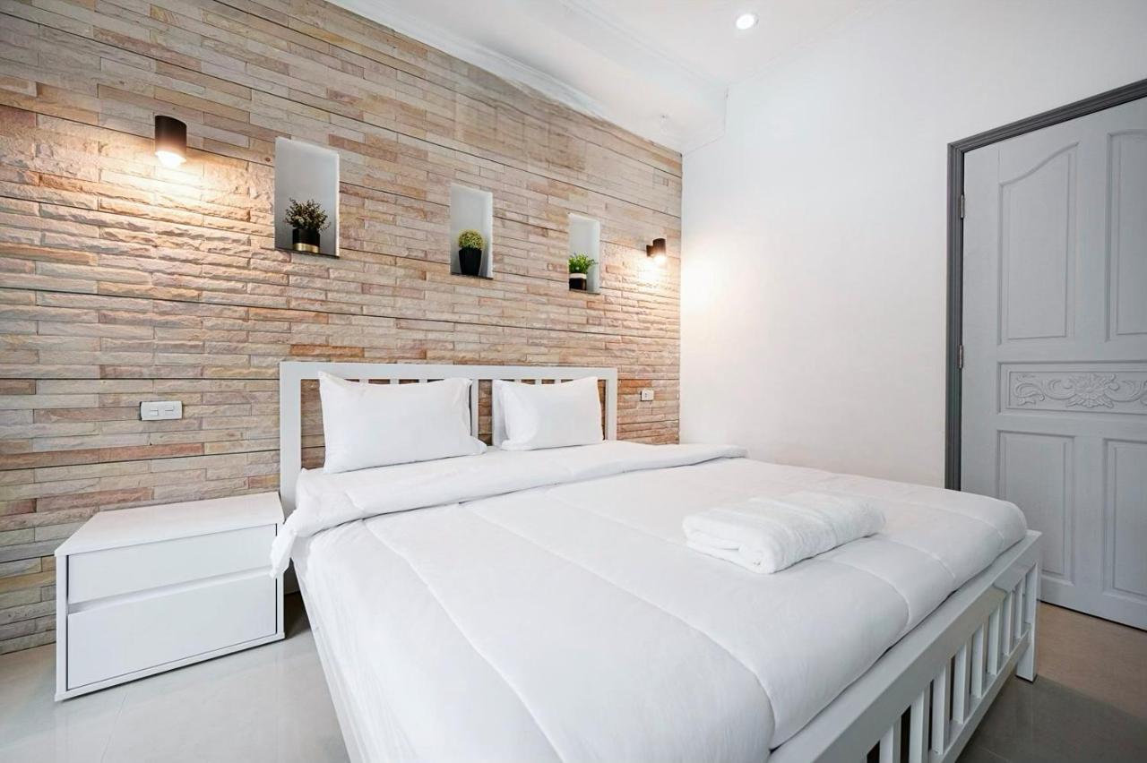 Majestic Residence Pool Villa 4 Bedrooms Private Beach Pattaya Exterior foto